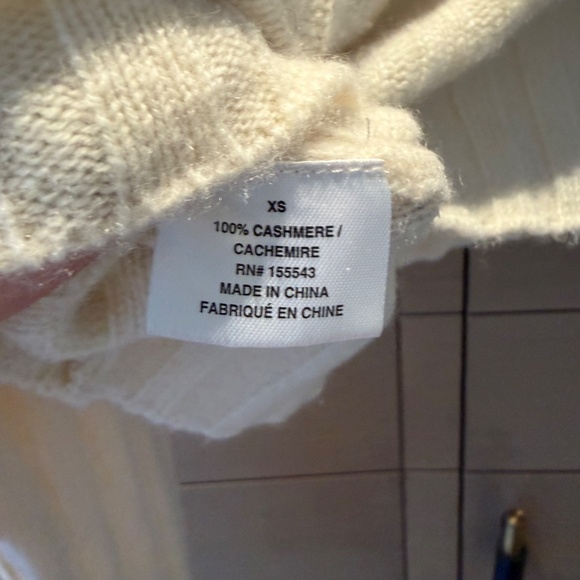 Sablyn Uma Cashmere Turtleneck Sweater - Picture 6 of 6